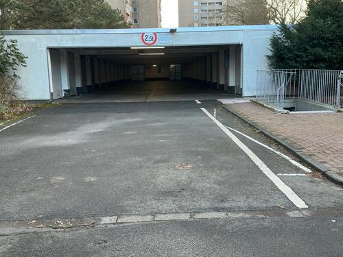 Foto - Garage zu vermieten - 85,00 EUR Miete,