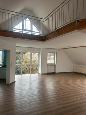 Foto - helle 3 Zimmer Galerie Wohnung - 750,00 EUR Kaltmiete,