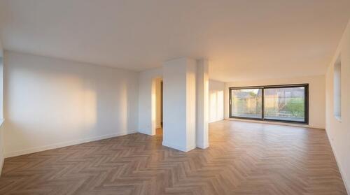 Foto - Helle, kernsanierte 3,5-Zimmer-Wohnung mit Südbalkon