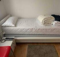 Möbliertes WG Zimmer in Leinfelden ab 20.04 verfügbar - Leinfelden-Echterdingen