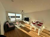 Foto - Renovierte, helle & voll möblierte 2-Zimmer-Wohnung mit Balkon