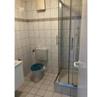 Freisen, ruhige, helle 2 Zimmer DG-Wohnung