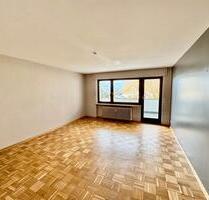 Sonnige 3-Zimmer-Wohnung mit Balkon und eigenem Stellplatz - Ostfildern