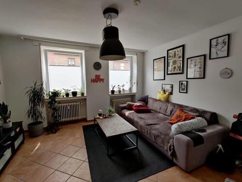 Foto - Helle 3 Zimmer Wohnung - 660,00&nbsp;EUR Kaltmiete, ca.&nbsp; 86,00&nbsp;m&sup2;