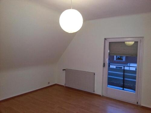 Foto - 6 Zimmer Dachgeschoßwohnung zur Miete in Saarbrücken