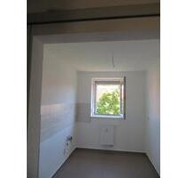 Gemütliche 2 12 - Zimmerwohnung mit Balkon - Jüterbog