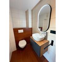 Sanierte Dachgeschosswohnung (ohne Maklerprovision!) - Windsbach