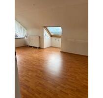 Herrliche 3-Zimmer-DG-Wohnung in bester Lage Bovendens