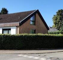 HAUS AM SEE - 800.000,00 EUR Kaufpreis, in Heppenheim (Bergstraße) (PLZ: 64646)