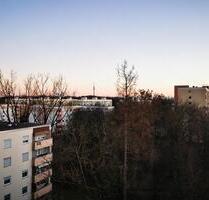 3-Zimmer-Stadtwohnung mit Balkon und Aufzug - München Feldmoching-Hasenbergl