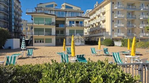Foto - 3 Zimmer Wohnung Lido di Jesolo, erste Reihe am Meer von Privat!