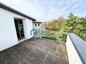 Foto - 2-Zimmer-Wohnung mit Balkon, Tageslichtbad & Einbauküche in ruhiger Lage