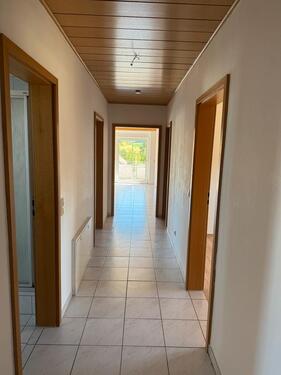 Foto - 4 Zimmer Dachgeschoßwohnung zur Miete in Schaafheim