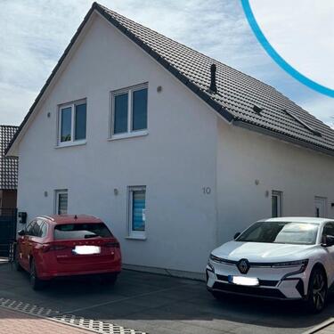 Foto - Freistehendes Einfamilienhaus 5 Zimmer - Eckgrundstück