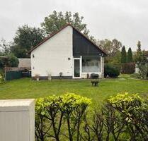 Einfamilienhaus Haus - 1.000,00&nbsp;EUR Kaltmiete, ca.&nbsp; 120,00&nbsp;m&sup2; in Elmenhorst/Lichtenhagen (PLZ: 18107)