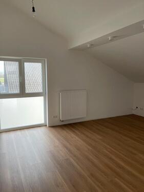 Foto - 3 Zimmer Dachgeschoßwohnung zur Miete in Rheinmünster