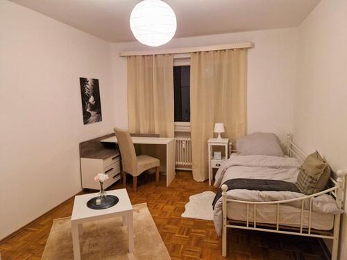 Foto - WG-Zimmer - komplett möbliert in WeddingMitte