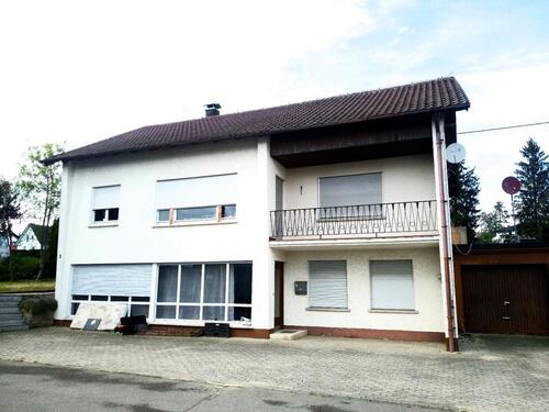 Foto - 6 Zimmer Mehrfamilienhaus, Wohnhaus in Gammertingen