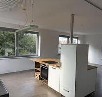 Helle 3-Zimmer-Wohnung mit Terrasse in sehr guter Lage 120qm - auch als Praxis Büro nutzbar - Stockach