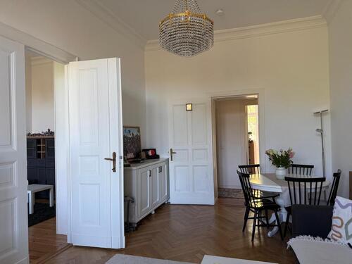 Foto - Möblierte 3-Zimmer-Altbauwohnung mit Balkon in Toplage nahe Ratha