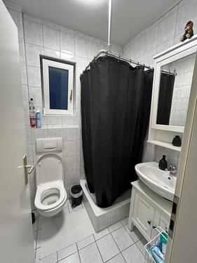 Foto - 2 Zi.-Wohnung, voll möbliert, Stuttgart-Süd, frei 1.1.2026