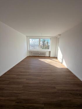 Foto - zwei Zimmerwohnung im 2. OG mit EBK und Aufzug zu vermieten