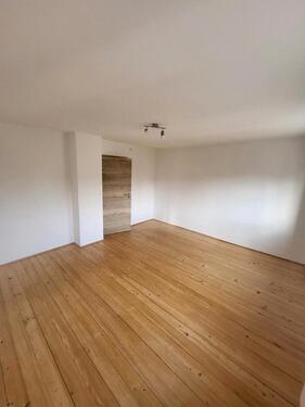 Foto - 2,5 Zi Wohnung 72 qm in Laubenzedel