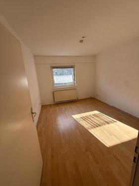 Foto - 3 Zimmer Wohnung - 535,00&nbsp;EUR Kaltmiete, ca.&nbsp; 82,00&nbsp;m&sup2;