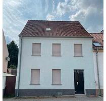 Schönes Einfamilienhaus mit Garten Zufahrt Nebengelass Keller - Coswig (Anhalt)