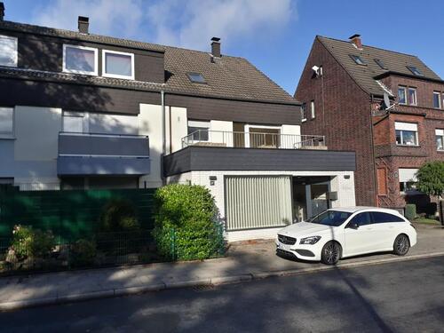 Foto - 3,5-Zi.-Whg. Nähe SchlossparkKatzenbusch – ruhig & nur Langzeitm