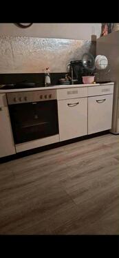 Foto - Ich biete zu miete wohnung mit 3 staff zimma artwork per wassap 0