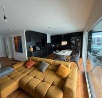 Exklusive 4-Zimmer-Wohnung mit BalkonWintergarten, Aufzug, A+ - Schorndorf