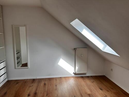 Foto - 2 Zimmer Dachgeschosswohnung inkl Balkon und Stellplatz