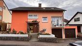 Foto - Freistehendes EFH mit Garten und 2 Garagen in massiver Bauweise