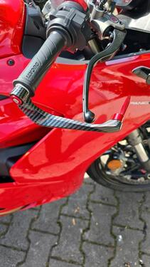 Foto - Winter stellen platz für motorrad