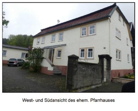 Foto - Verkauf eines denkmalgeschützten Pfarrhauses mit Nebengebäude