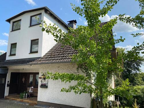 Foto - Attraktives Zweifamilienhaus in Neuwied mit Südhanglage