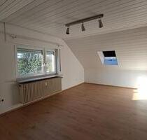 Helle 3-Zimmer Dachgeschosswohnung in Backnang zu vermieten