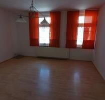 Einraumwohnung mit Balkon -- teilmöbliert - Greiz