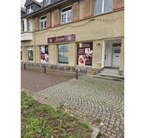 Gewerbeimmobilie in Duisburg Süd zu vermieten.