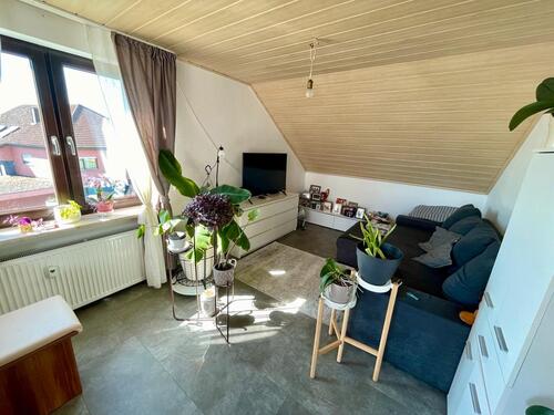 Foto - Frisch renovierte 2-Zimmer Wohnung mit EBK zu vermieten