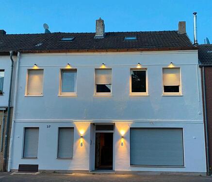 Foto - laden zu vermiten - 2.300,00 EUR Kaltmiete,