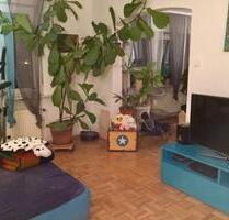 Gepflegte Erdgeschoßwohnung mit EBK mit Balkon zu vermieten - Neustadt an der Weinstraße