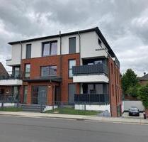 Penthouse in Alt-Godshorn mit schicker Dachterrasse, Bad mit Fenster und hohen Decken - Langenhagen