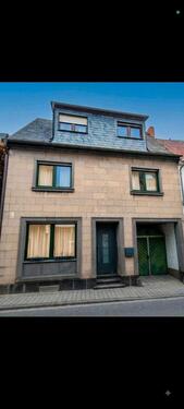Foto - Einfamilienhaus mit Einliegerwohnung