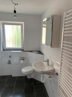 Foto - Renovierte 3-Zimmer-Wohnung im Dachgeschoss mit Garage & Keller