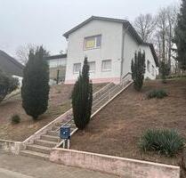 Charmantes Einfamilienhaus in erhöhter Aussichtslage Provisionsfr - Olsbrücken
