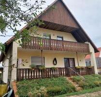 Einfamilienhaus - 299.999,00&nbsp;EUR Kaufpreis, ca.&nbsp; 175,00&nbsp;m&sup2; in Burgoberbach (PLZ: 91595)