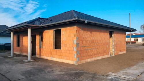 Foto - Rohbau in Genthin - 150.000,00&nbsp;EUR Kaufpreis, ca.&nbsp; 130,00&nbsp;m&sup2;