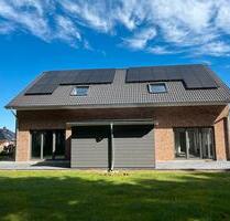 Erstbezug in energieeffiziente Neubau-Doppelhaushälfte in Ostrohe - Heide
